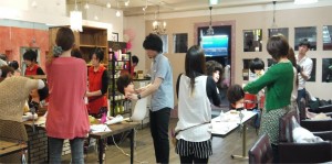 カットが上手い！！亀有の美容室PRIDERISE（プライドライズ）｜技術者も練習します！！