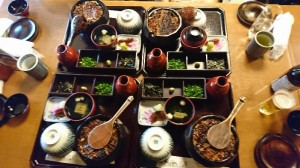 名古屋　蓬莱軒／亀有の美容室PRIDERISE