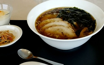 趣味のゴルフとランチ