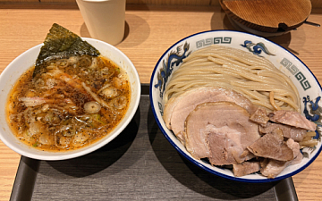 昨日の夜に・・・/亀有の美容室PRIDE.RISE