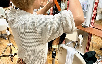 日々鍛錬!!髪質改善できるお店・亀有の美容室PRIDE.RISE